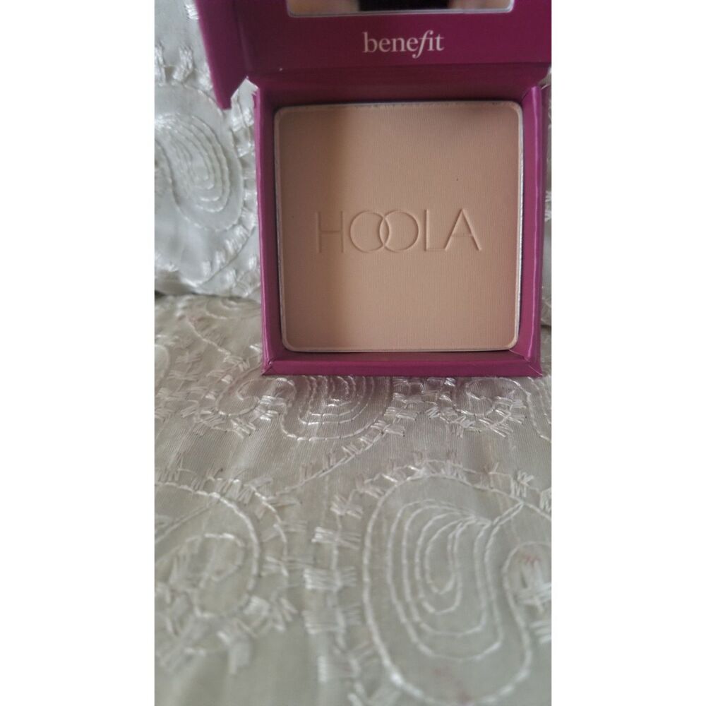 Benefit Hoola Lite Matte Bronze LIGHT